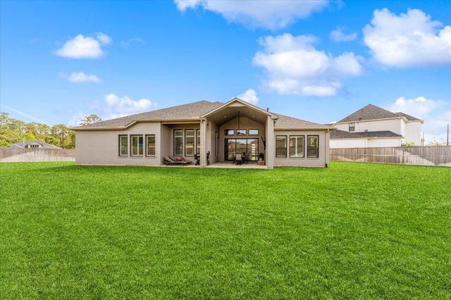 410 Arctic Warbler Court, Magnolia, TX 77354
