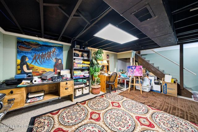 11350 Bearcamp Rd, Louisville, KY 40272