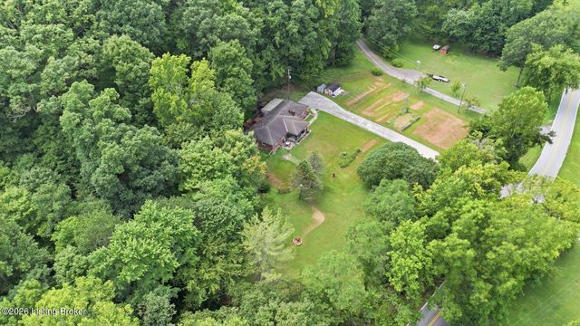11350 Bearcamp Rd, Louisville, KY 40272