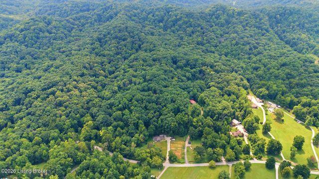 11350 Bearcamp Rd, Louisville, KY 40272