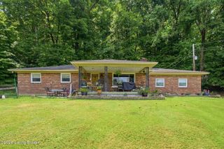 11350 Bearcamp Rd, Louisville, KY 40272