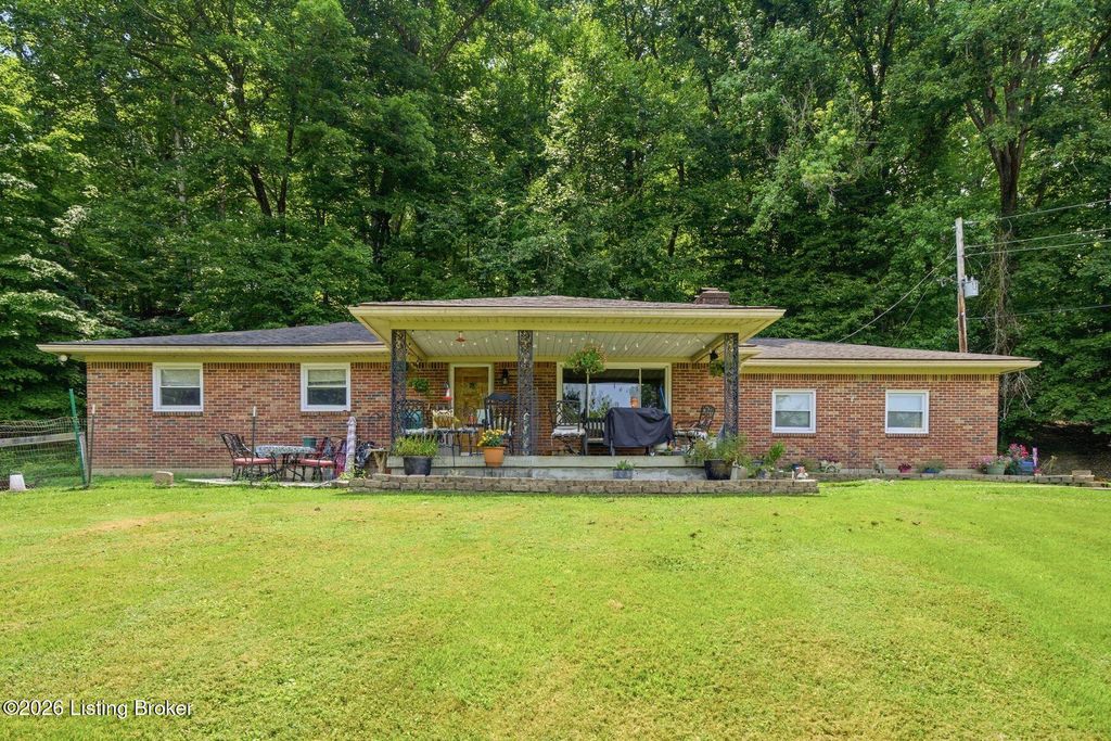 11350 Bearcamp Rd, Louisville, KY 40272