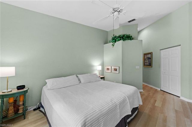 1240 Sarah Jean CIR M205, Naples, FL 34110