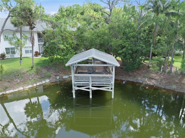 1240 Sarah Jean CIR M205, Naples, FL 34110