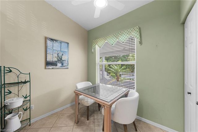 1240 Sarah Jean CIR M205, Naples, FL 34110