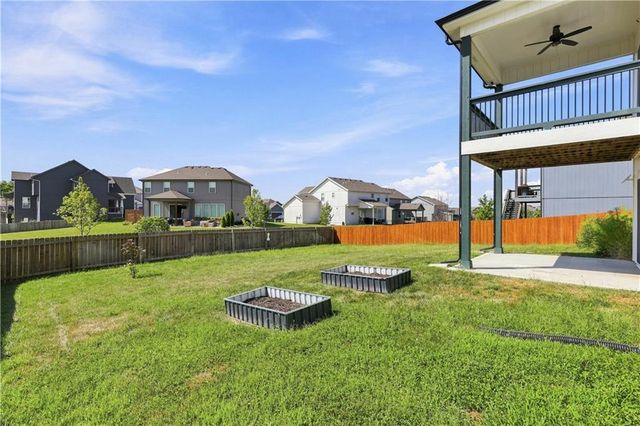 2333 SW Old Port Road, Lee's Summit, MO 64082