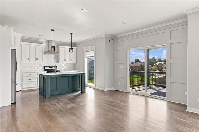 2333 SW Old Port Road, Lee's Summit, MO 64082