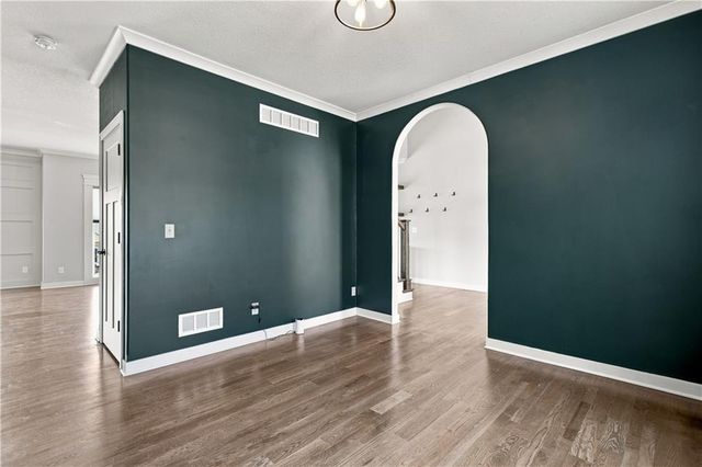 2333 SW Old Port Road, Lee's Summit, MO 64082