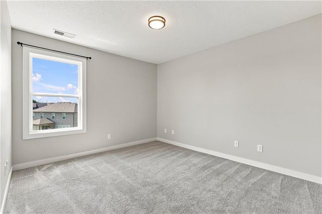 2333 SW Old Port Road, Lee's Summit, MO 64082