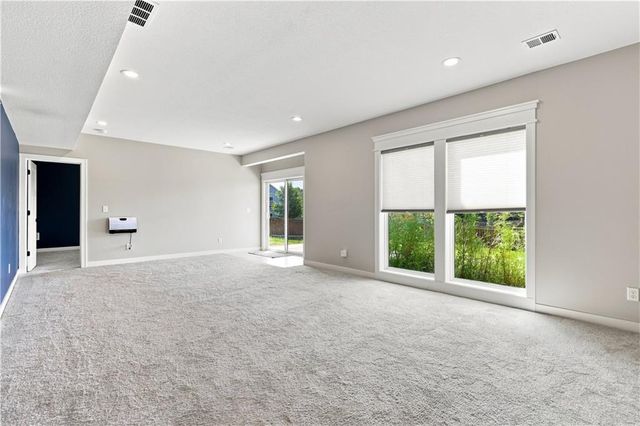 2333 SW Old Port Road, Lee's Summit, MO 64082