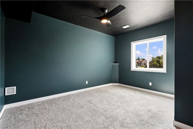 2333 SW Old Port Road, Lee's Summit, MO 64082