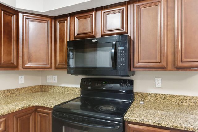 209 Regency Point Path, Lexington, KY 40503