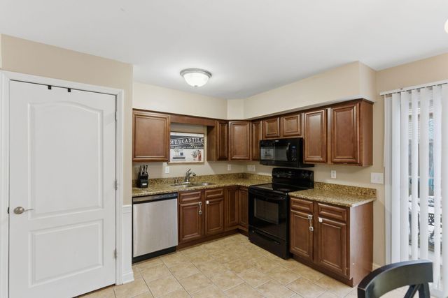 209 Regency Point Path, Lexington, KY 40503