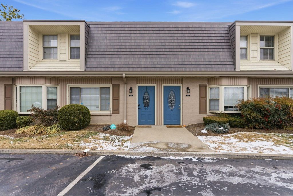 209 Regency Point Path, Lexington, KY 40503