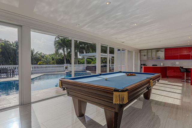 875 NW 120th Avenue, Plantation, FL 33325