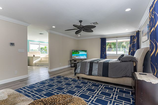 875 NW 120th Avenue, Plantation, FL 33325