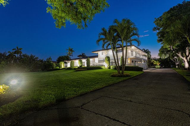 875 NW 120th Avenue, Plantation, FL 33325