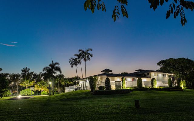 875 NW 120th Avenue, Plantation, FL 33325