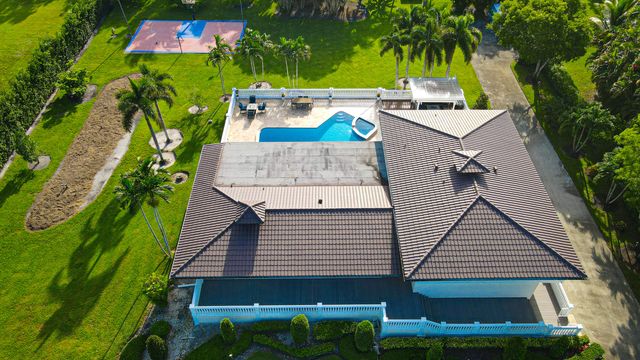 875 NW 120th Avenue, Plantation, FL 33325