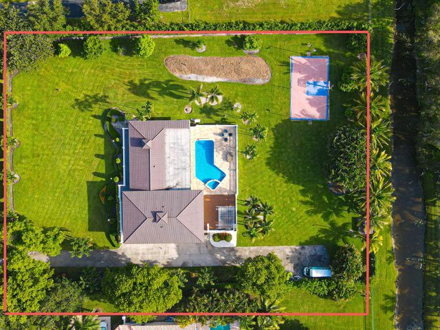 875 NW 120th Avenue, Plantation, FL 33325