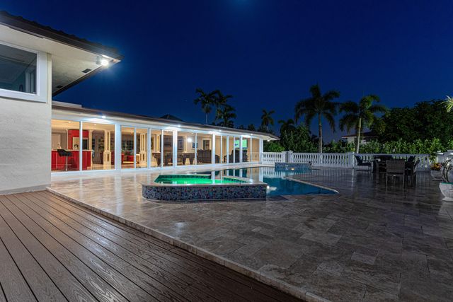 875 NW 120th Avenue, Plantation, FL 33325