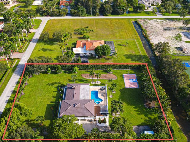 875 NW 120th Avenue, Plantation, FL 33325