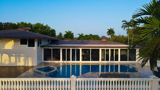 875 NW 120th Avenue, Plantation, FL 33325