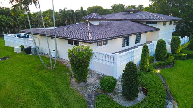 875 NW 120th Avenue, Plantation, FL 33325