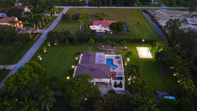 875 NW 120th Avenue, Plantation, FL 33325