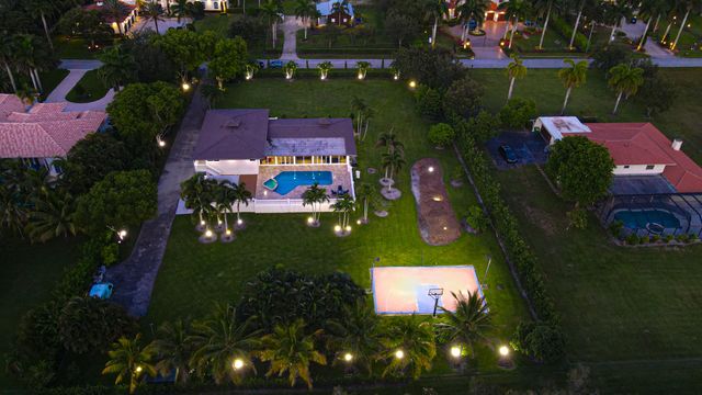 875 NW 120th Avenue, Plantation, FL 33325