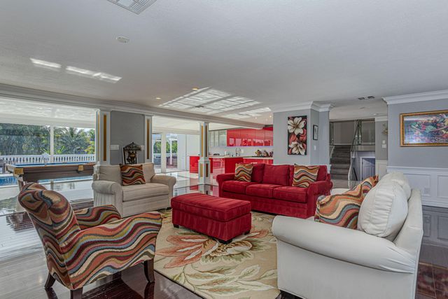 875 NW 120th Avenue, Plantation, FL 33325