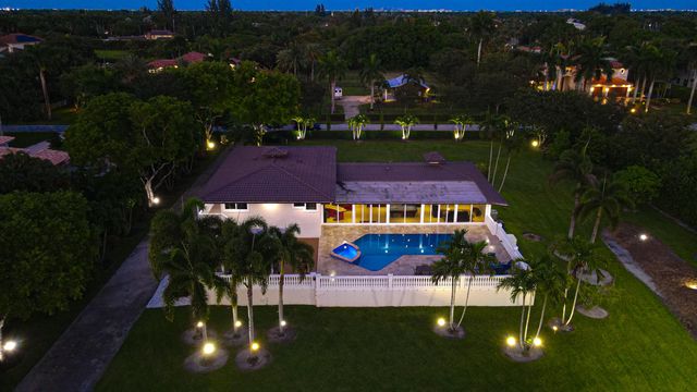 875 NW 120th Avenue, Plantation, FL 33325