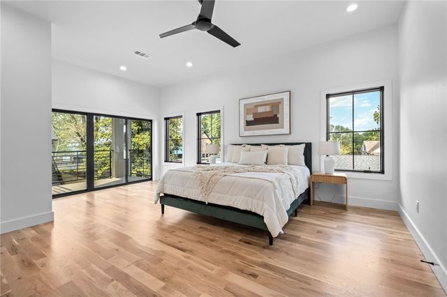 704 NW 7th Street, Bentonville, AR 72712