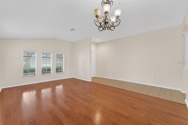 431 WESTCHESTER HILLS LANE, Valrico, FL 33594