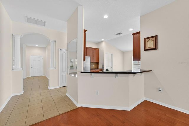 431 WESTCHESTER HILLS LANE, Valrico, FL 33594