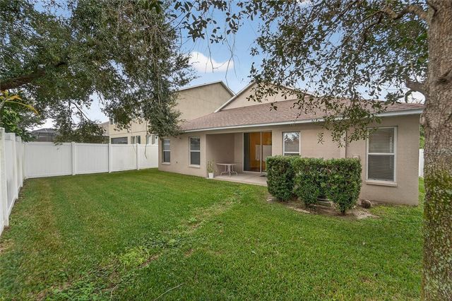 431 WESTCHESTER HILLS LANE, Valrico, FL 33594