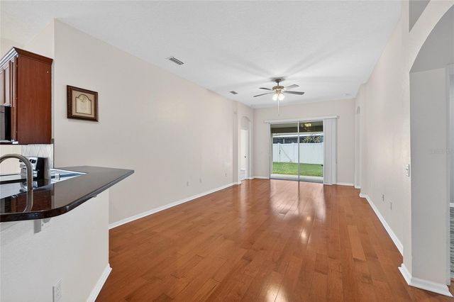 431 WESTCHESTER HILLS LANE, Valrico, FL 33594