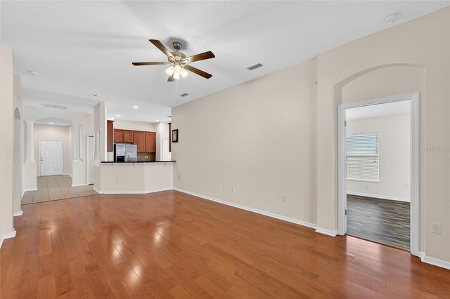 431 WESTCHESTER HILLS LANE, Valrico, FL 33594