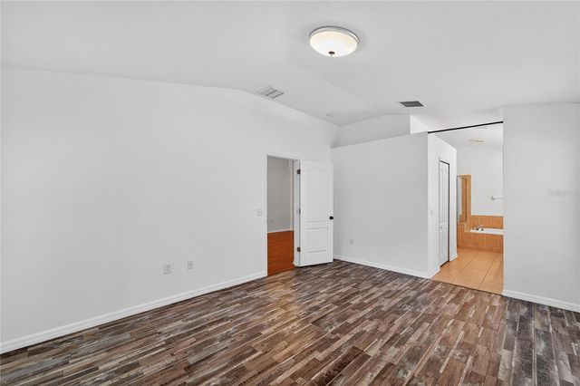 431 WESTCHESTER HILLS LANE, Valrico, FL 33594