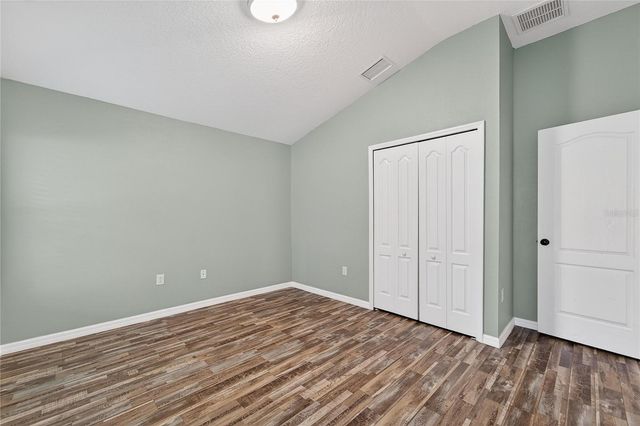 431 WESTCHESTER HILLS LANE, Valrico, FL 33594