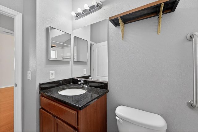 431 WESTCHESTER HILLS LANE, Valrico, FL 33594