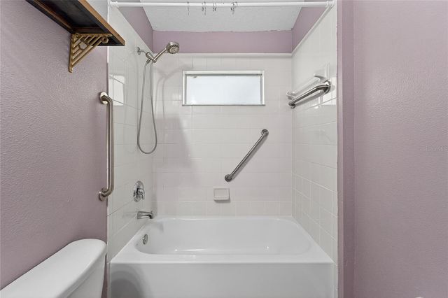 431 WESTCHESTER HILLS LANE, Valrico, FL 33594