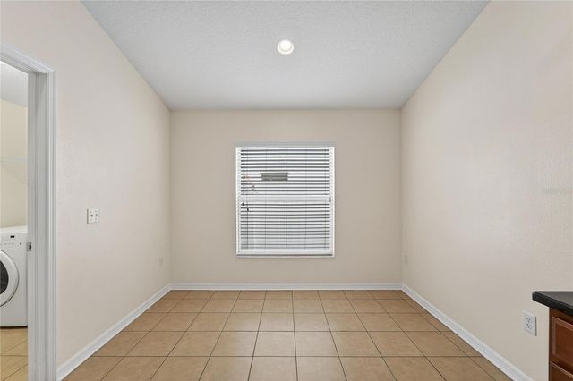 431 WESTCHESTER HILLS LANE, Valrico, FL 33594