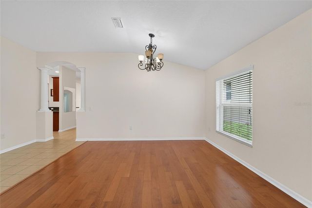 431 WESTCHESTER HILLS LANE, Valrico, FL 33594