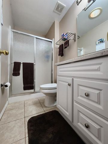 13709 GENTLE WOODS AVENUE, Riverview, FL 33569