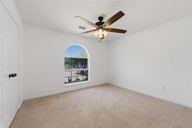 107 Forest Court, Conroe, TX 77356