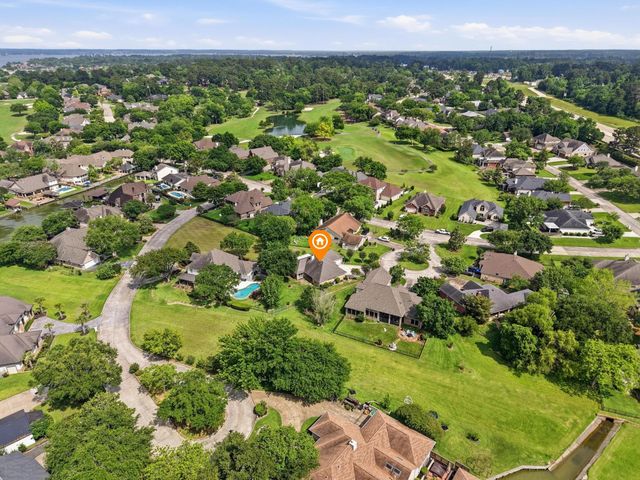 107 Forest Court, Conroe, TX 77356