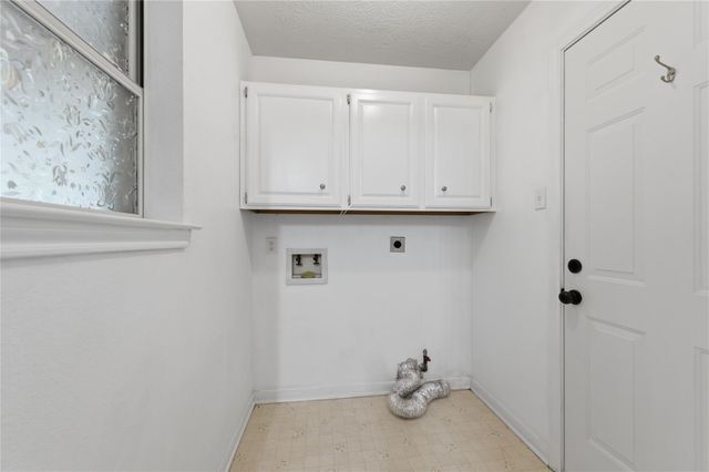 107 Forest Court, Conroe, TX 77356