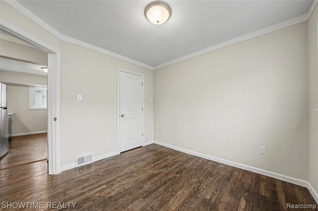 22620 Raven Avenue, Eastpointe, MI 48021