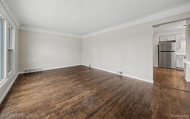 22620 Raven Avenue, Eastpointe, MI 48021
